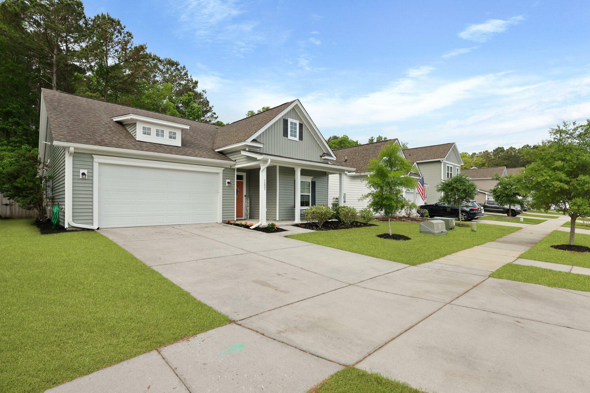 Property Photo: 1221 Lois Allen Road SC 29455