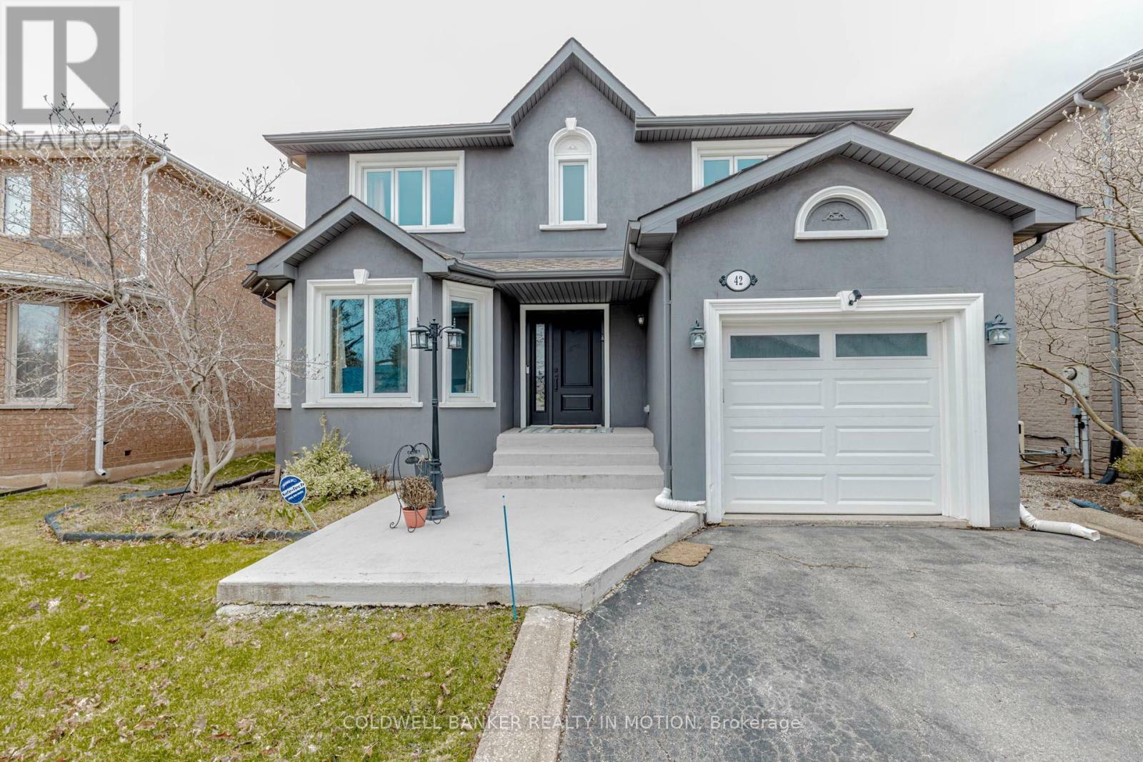 Photo de la propriété: 42 River Glen Blvd Boulevard South ON L6H 5Z6