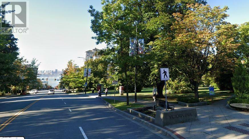 Property Photo:  751 Lonsdale Avenue  BC V7M 2G9 