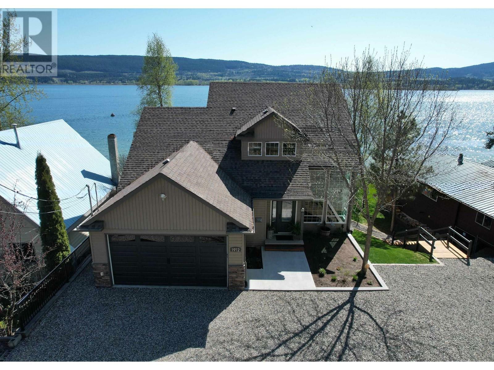 Property Photo: 1912 Crystal Street BC V2J 4R8