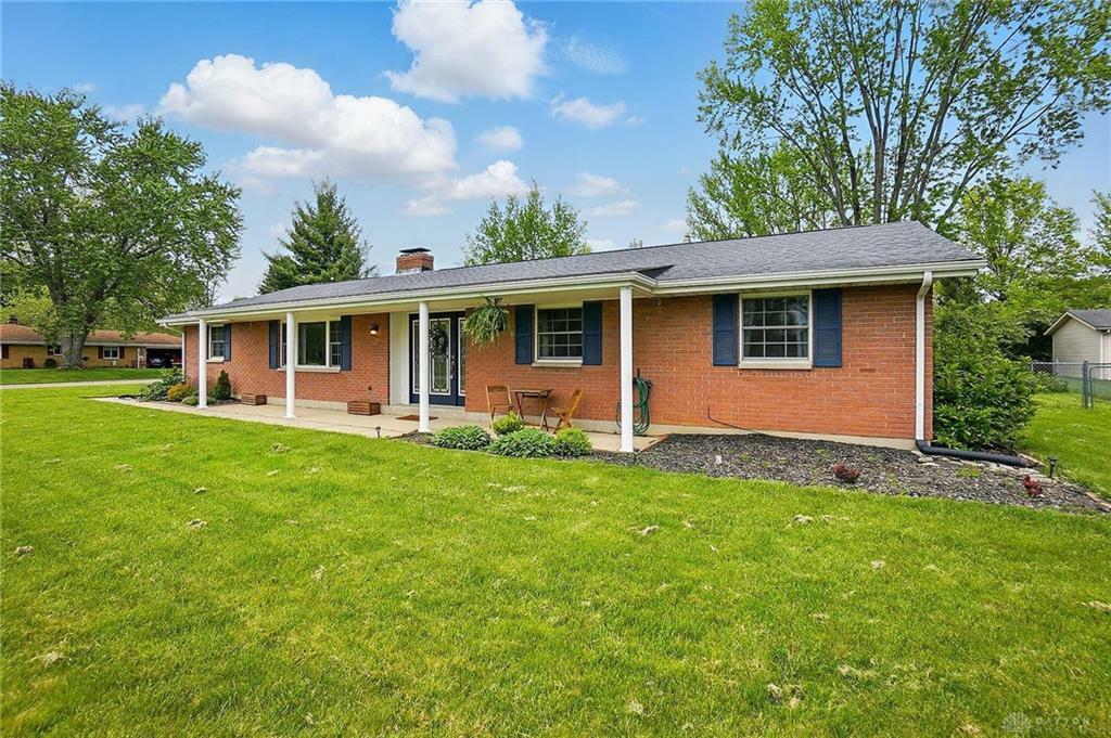 Property Photo:  2555 Valdina Drive  OH 45434 