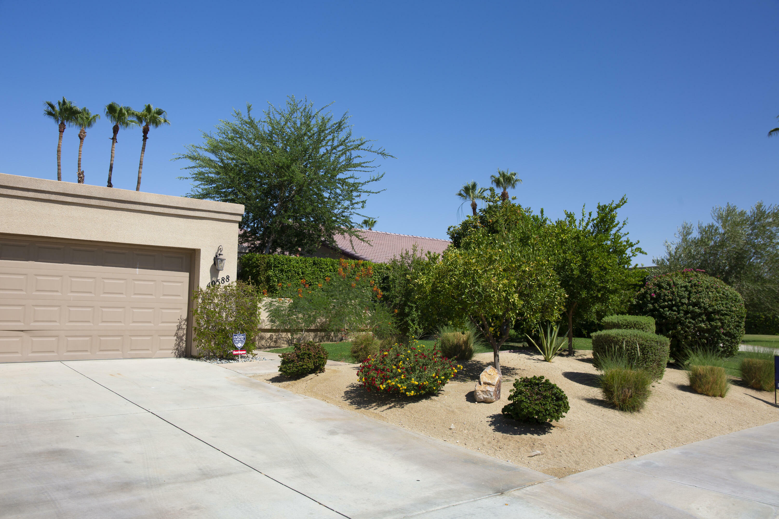 Property Photo: 40588 Clover Lane CA 92260
