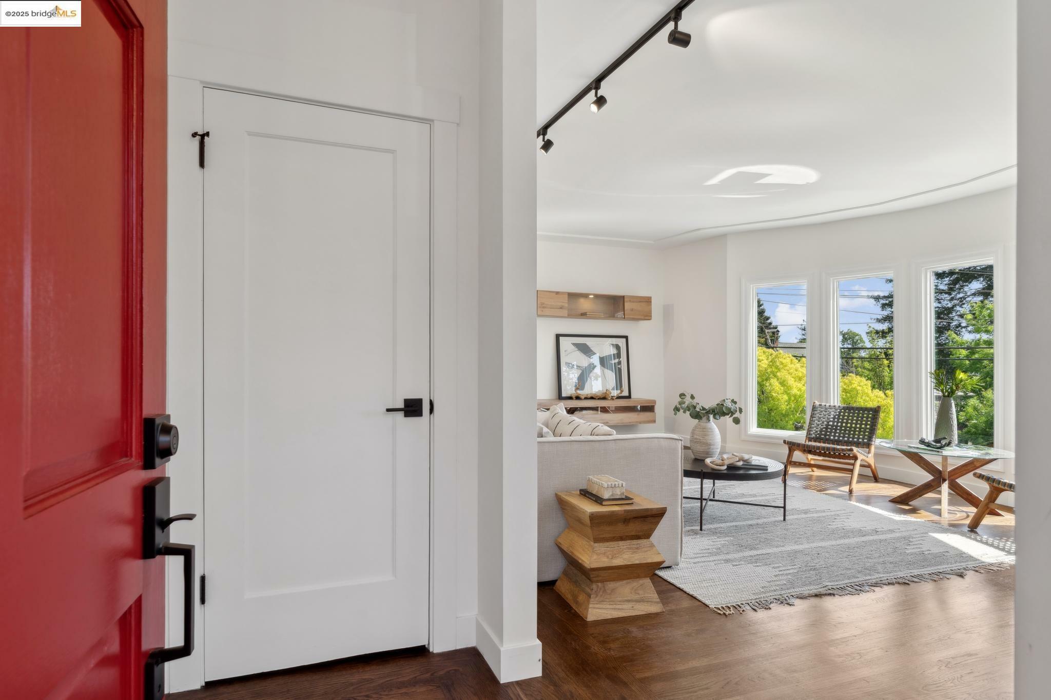 Property Photo: 653 Colusa Ave CA 94707