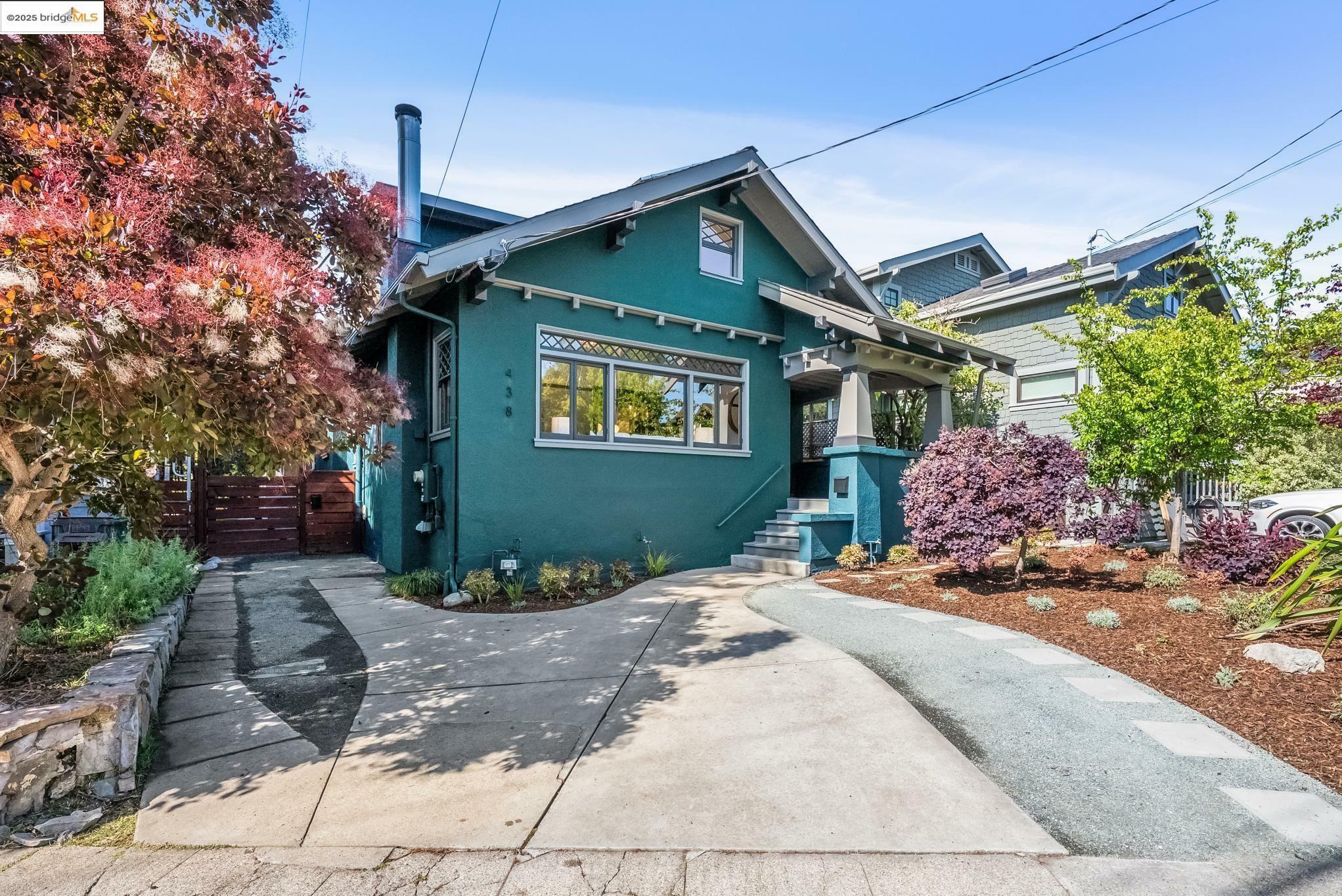 Property Photo: 438 66th St CA 94609