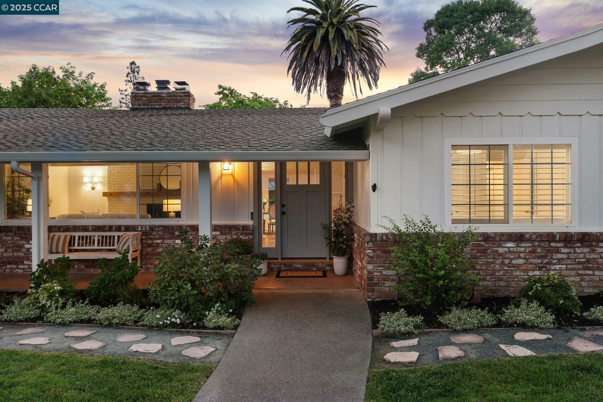 Property Photo: 559 Silverado Dr CA 94549
