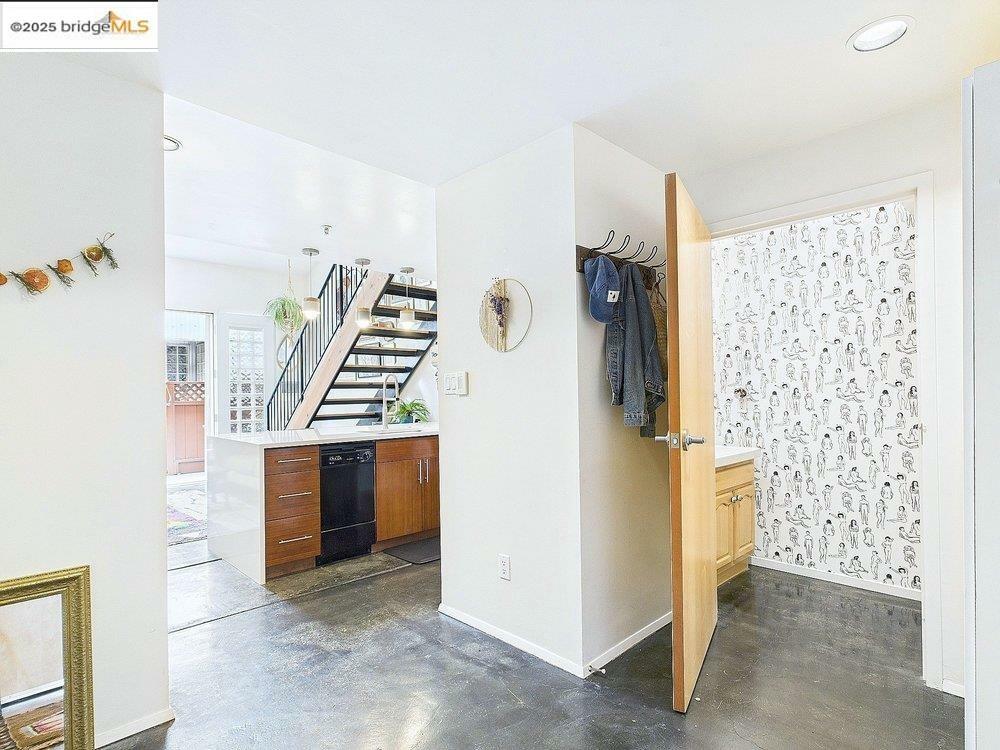 Property Photo: 3116 Adeline St 111 CA 94608