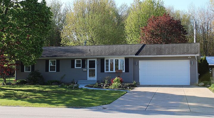 4645 Tulane Avenue  Erie PA 16506 photo