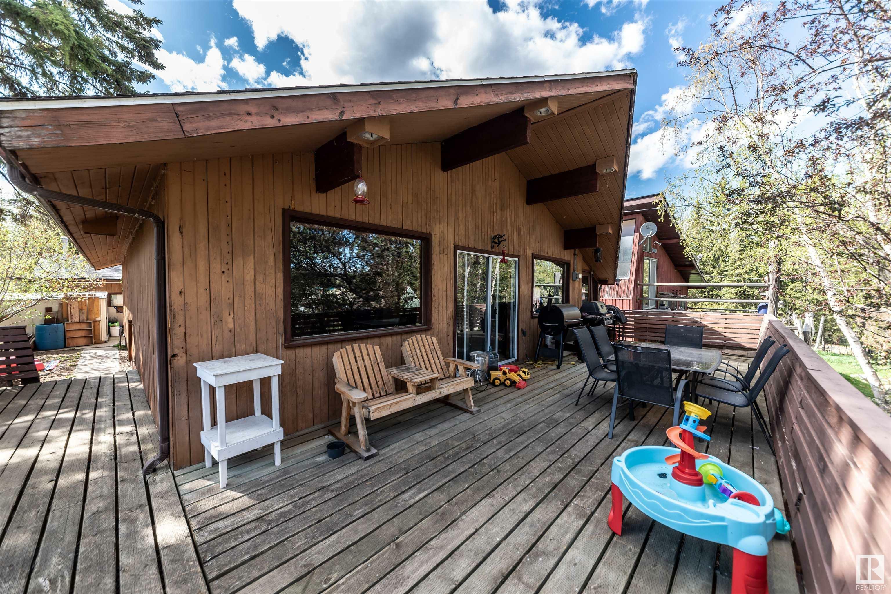 Photo de la propriété:  1621 Marine Crescent  AB T0E 0A2 