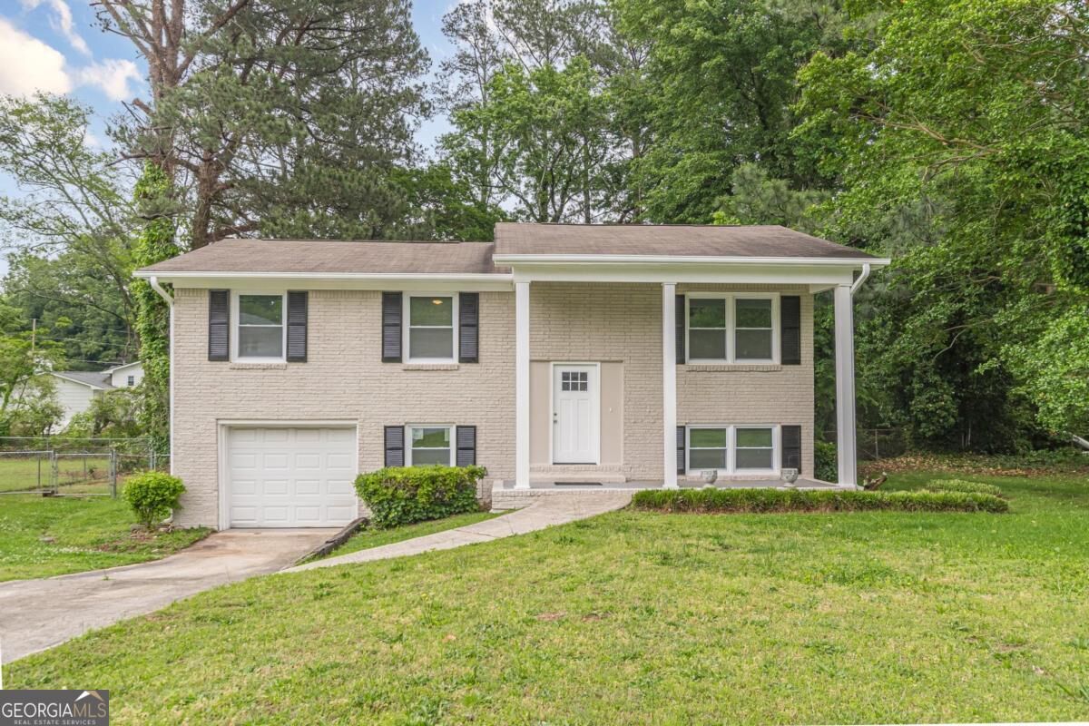 Property Photo:  5312 Brittany Trail  GA 30349 