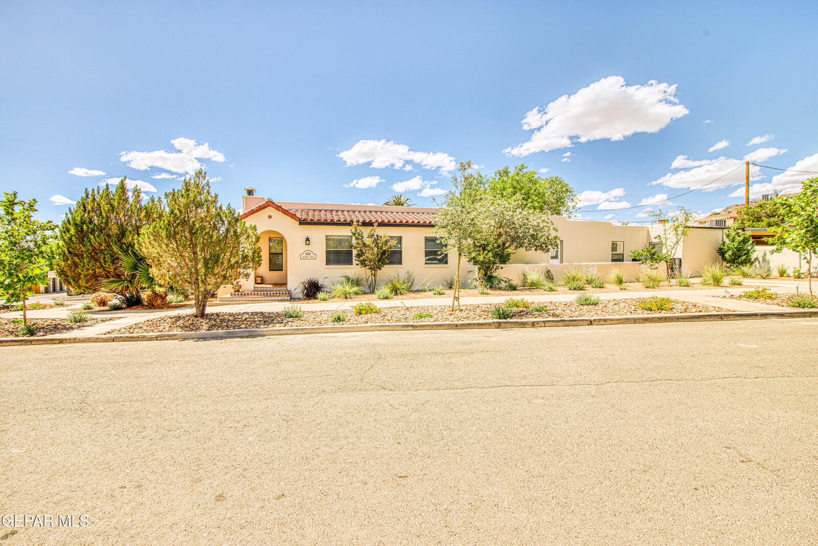 Property Photo:  1011 Madeline Drive  TX 79902 