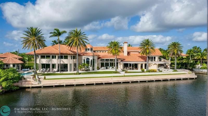 Property Photo: 3100 NE 46th St FL 33064