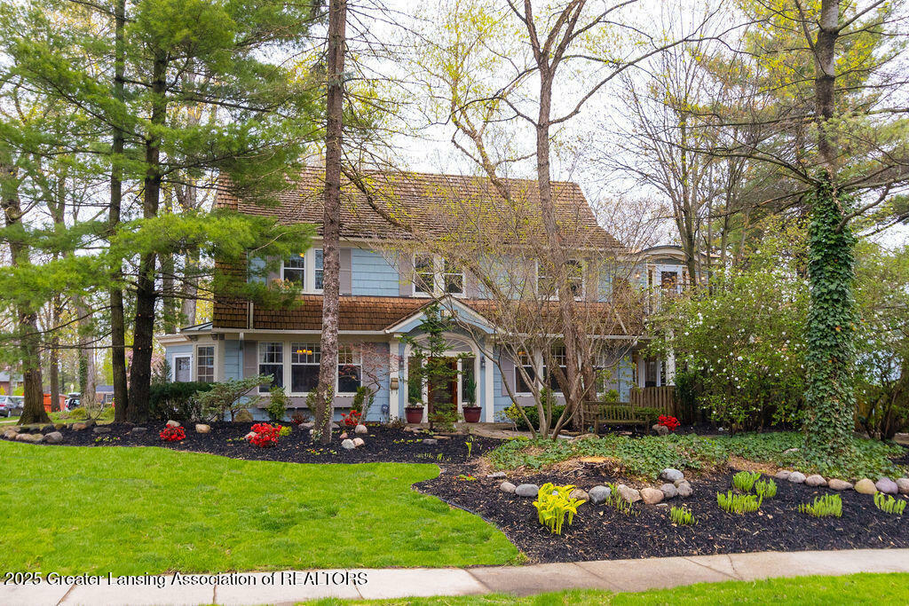 Property Photo: 620 Ardson Road MI 48823