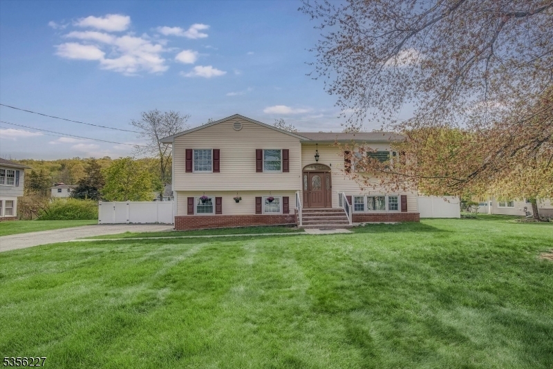 Property Photo: 10 Longview Rd NJ 07860