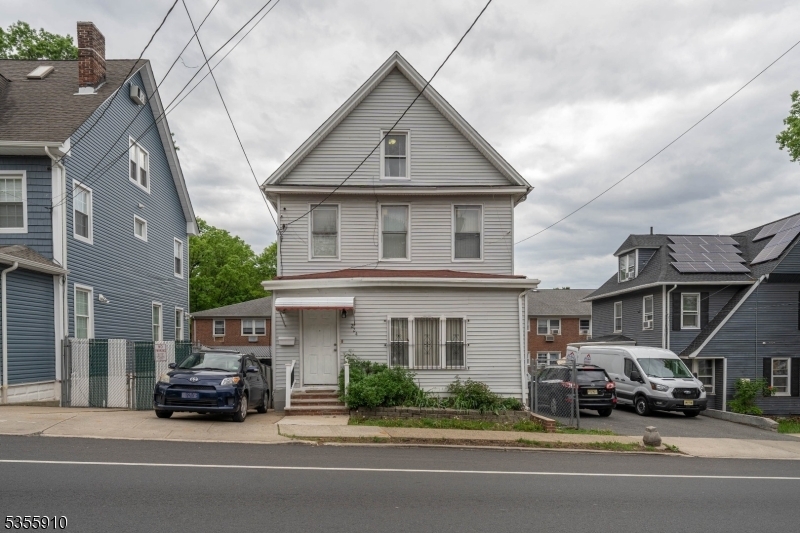224 Chilton St  Elizabeth City NJ 07208 photo
