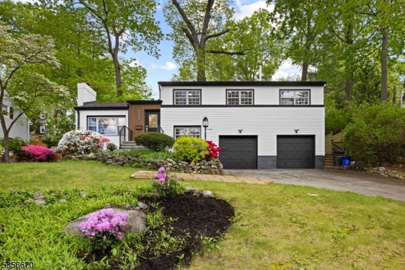 Property Photo:  56 Ronald Ct  NJ 07446 