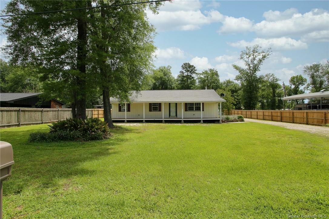 Property Photo: 3001 Elliott Lane LA 70615