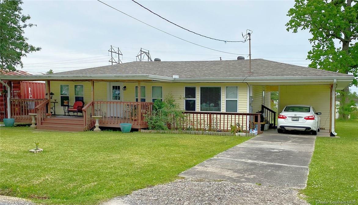 Property Photo: 334 Beaugh Road LA 70607