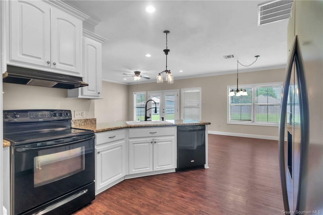 Property Photo: 2628 Ravenway Drive LA 70611