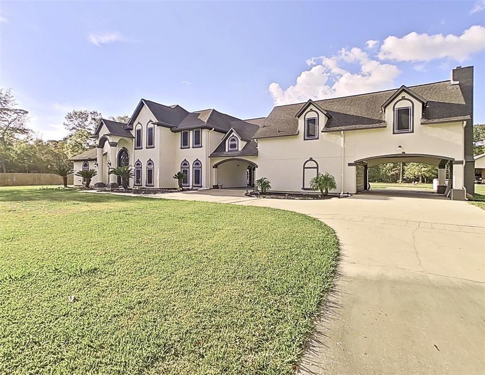 Property Photo: 582 County Road 410 TX 77535