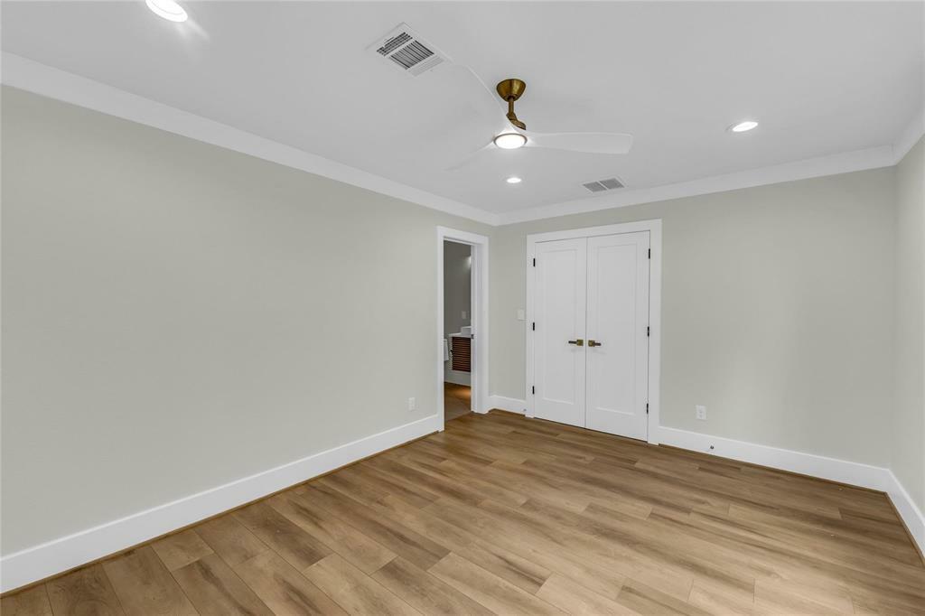 Property Photo: 602 W 28th Street B TX 77008