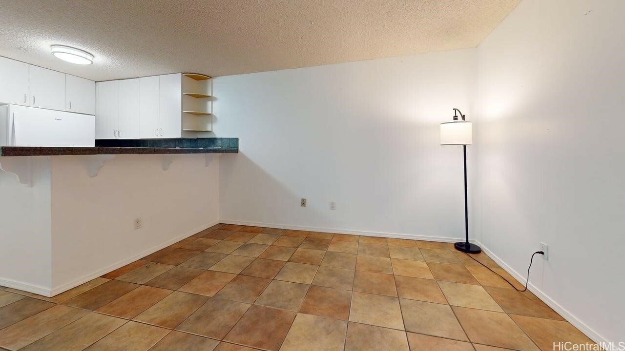 Property Photo: 1512 Piikoi Street 402 HI 96822