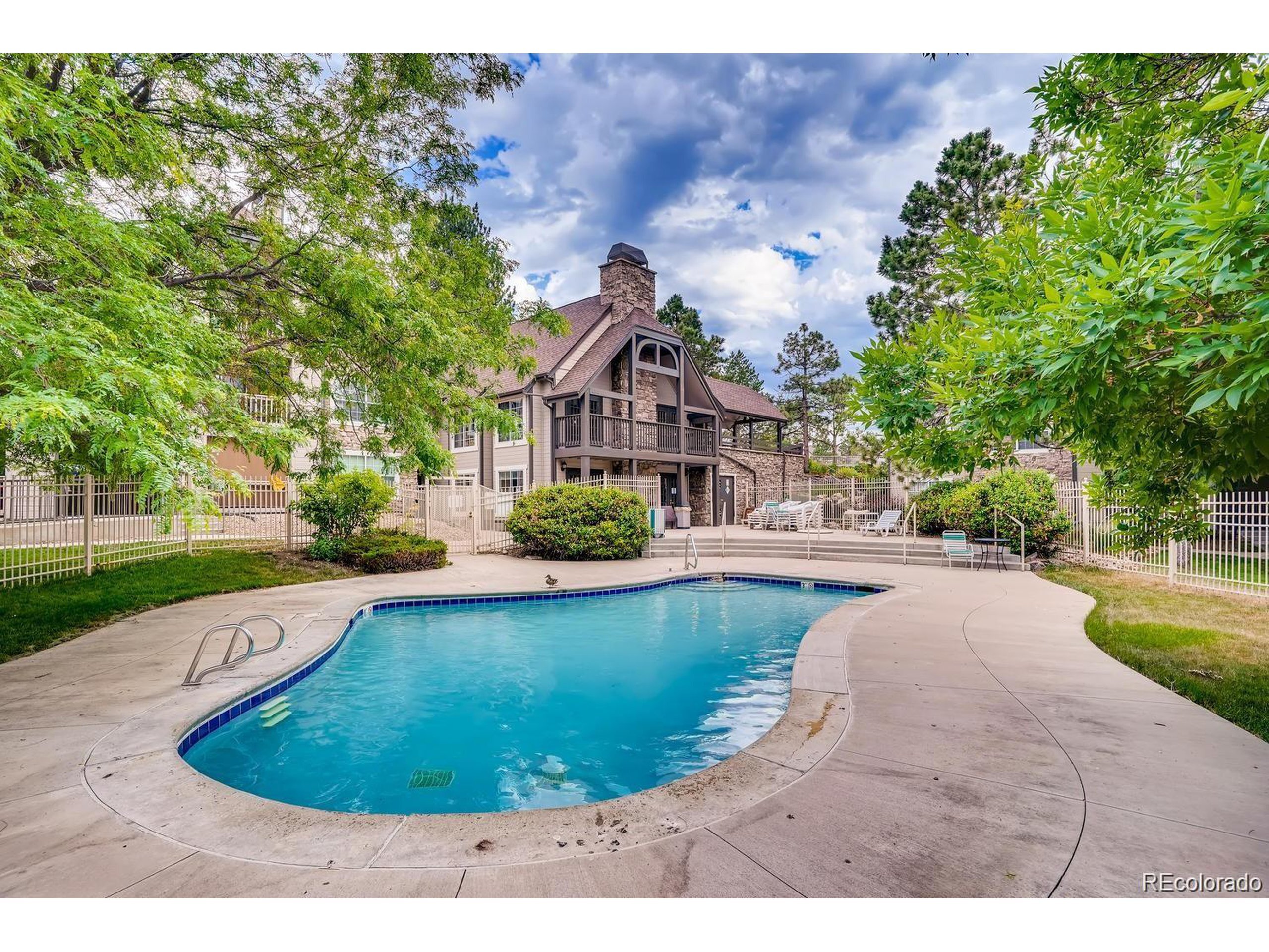 Property Photo:  9222 E Arbor Cir L  CO 80111 