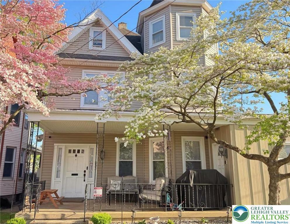 Property Photo: 832 Spring Garden Street A PA 18042