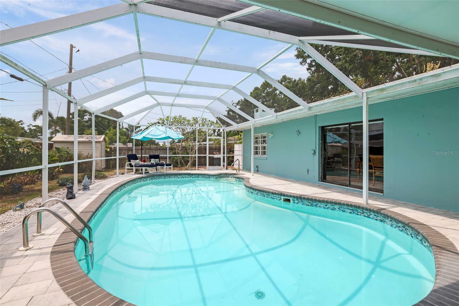 Property Photo: 811 Woodley Road FL 33764
