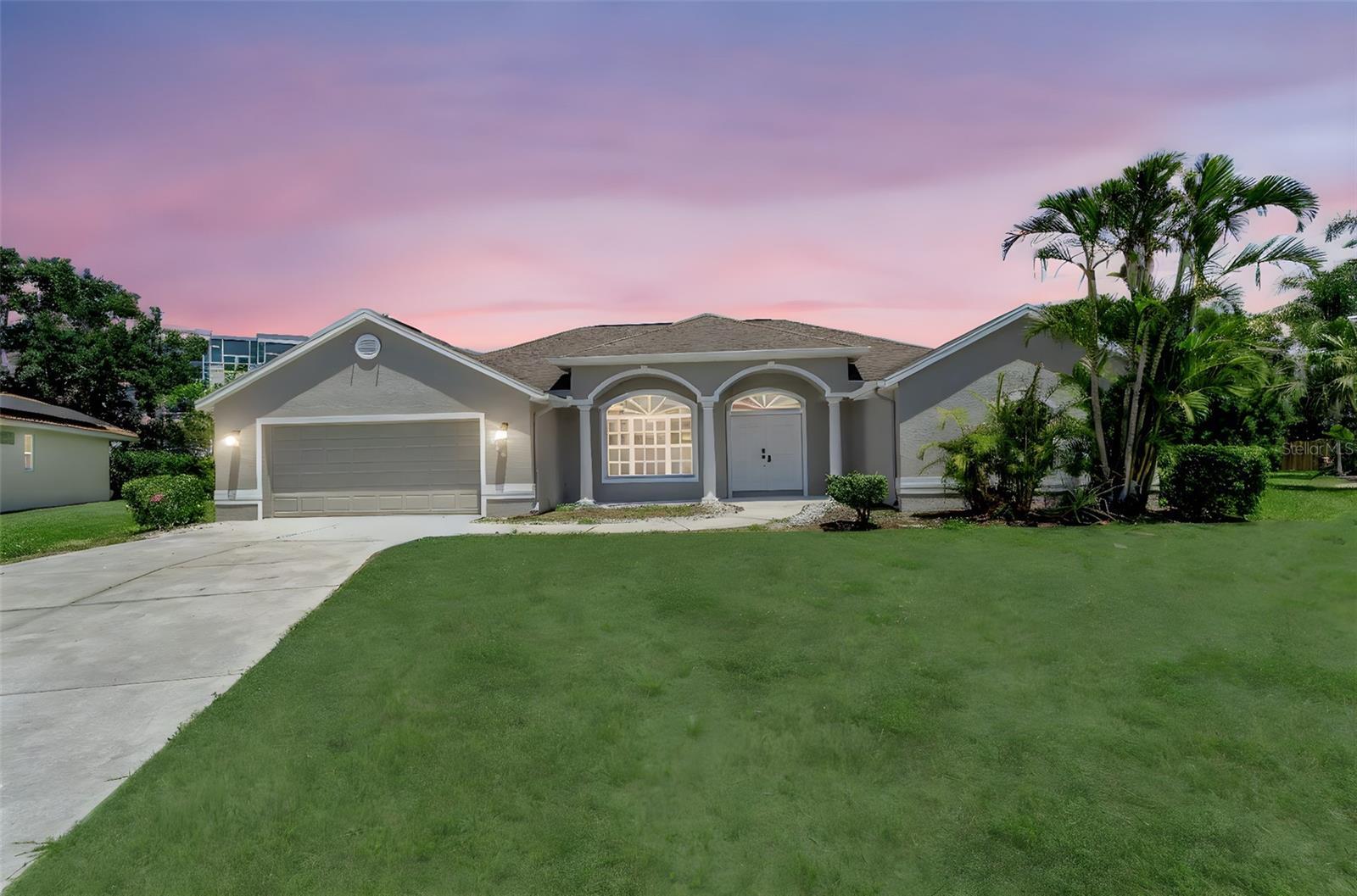 Property Photo: 168 Wading Bird Drive FL 34292