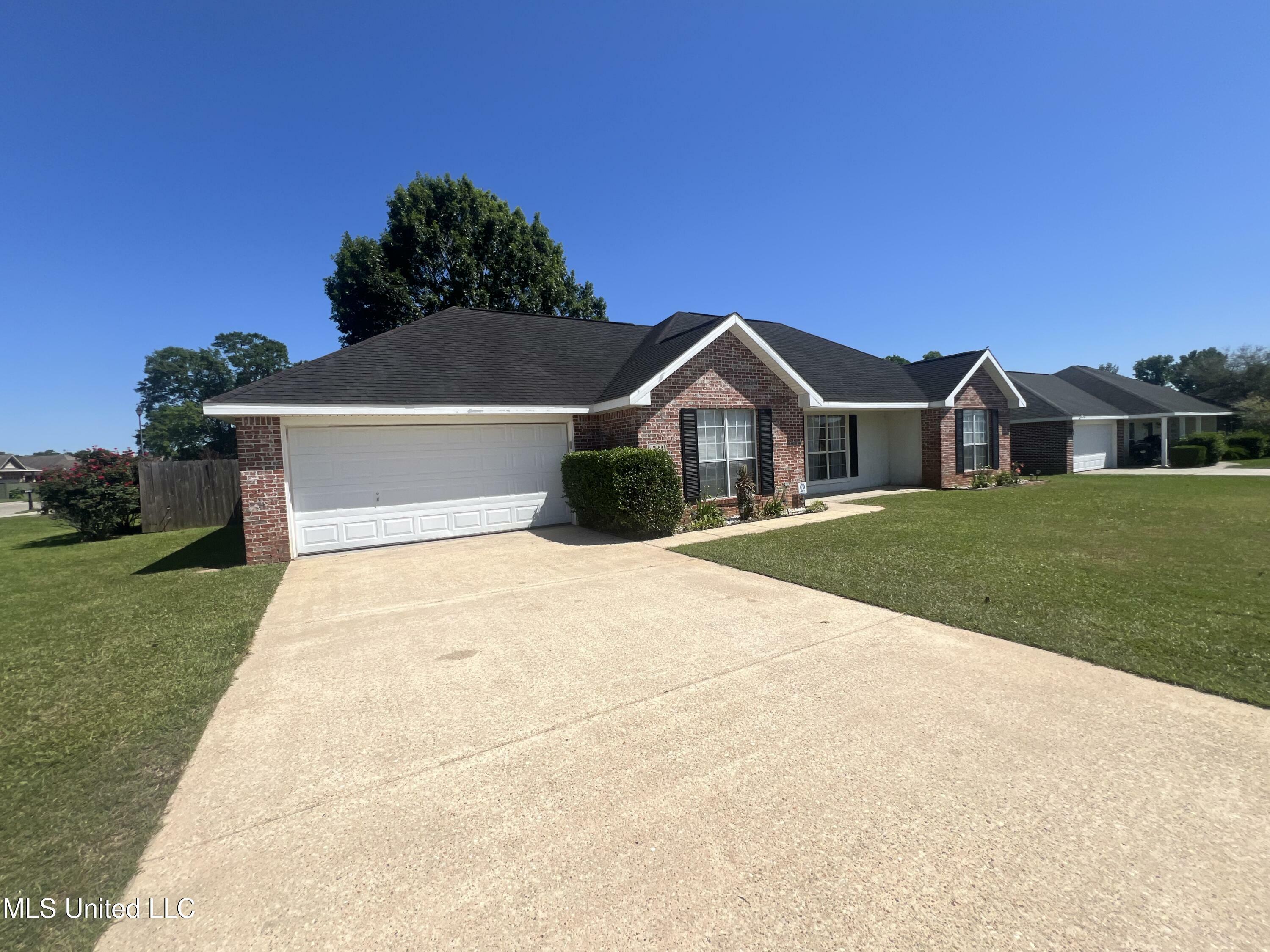 Property Photo: 17259 Meadowbrook Drive MS 39503