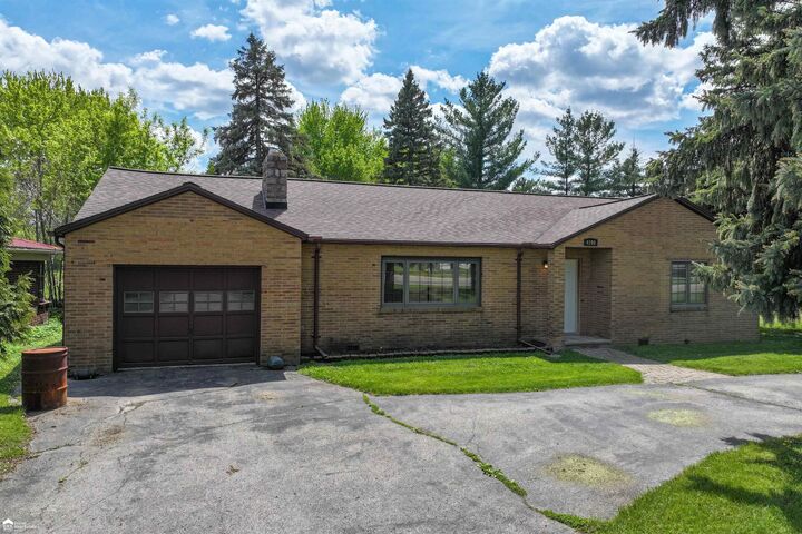 4190 Richfield Road  Flint MI 48506 photo