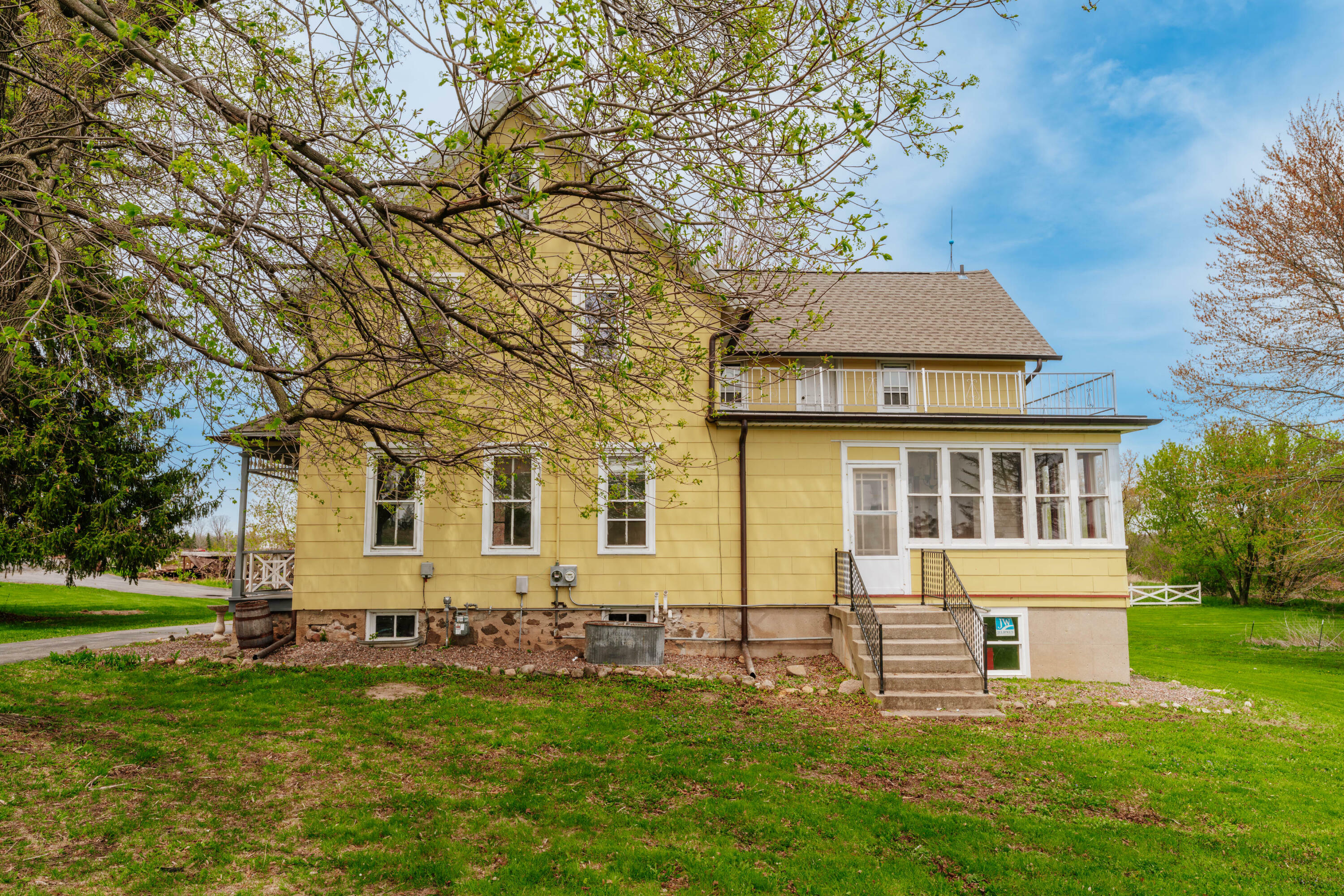 Property Photo: 12220 W Highland Rd WI 53097
