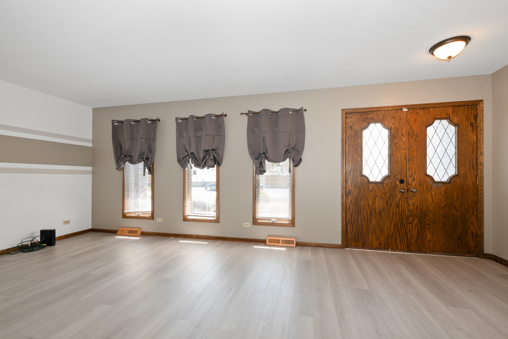 Property Photo: 91 McKinley Avenue IL 60475