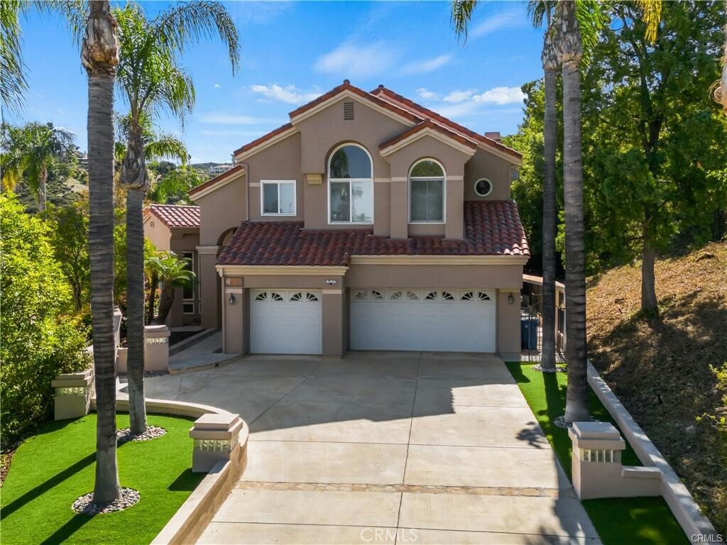Property Photo: 3603 Reina Court CA 91302