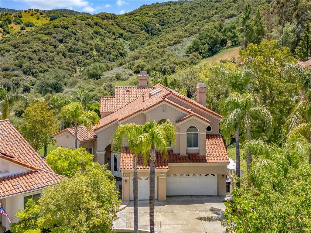 Property Photo: 3603 Reina Court CA 91302