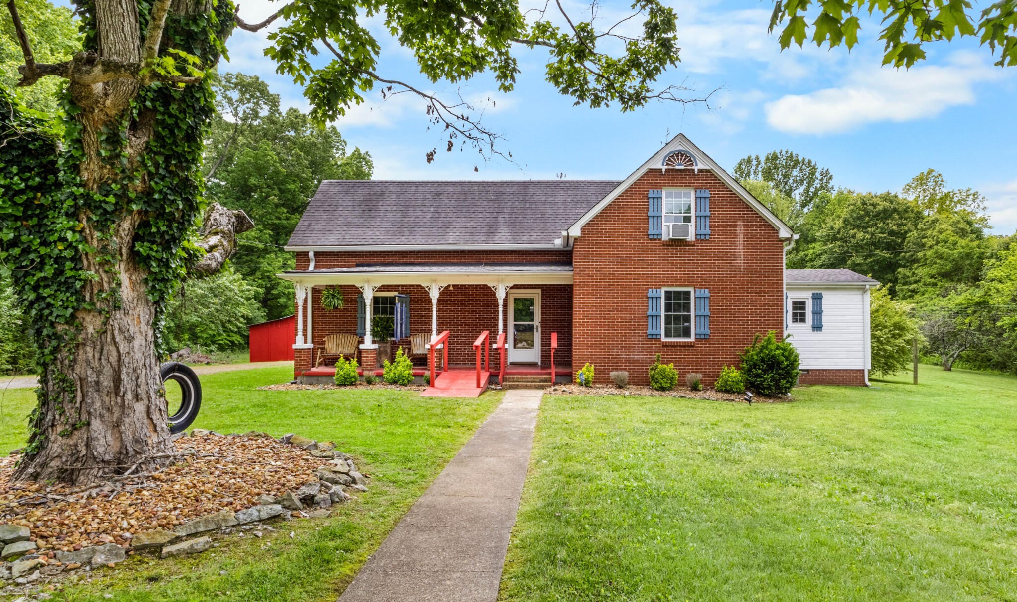 Property Photo:  2360 Jarrell Ridge Rd  TN 37043 