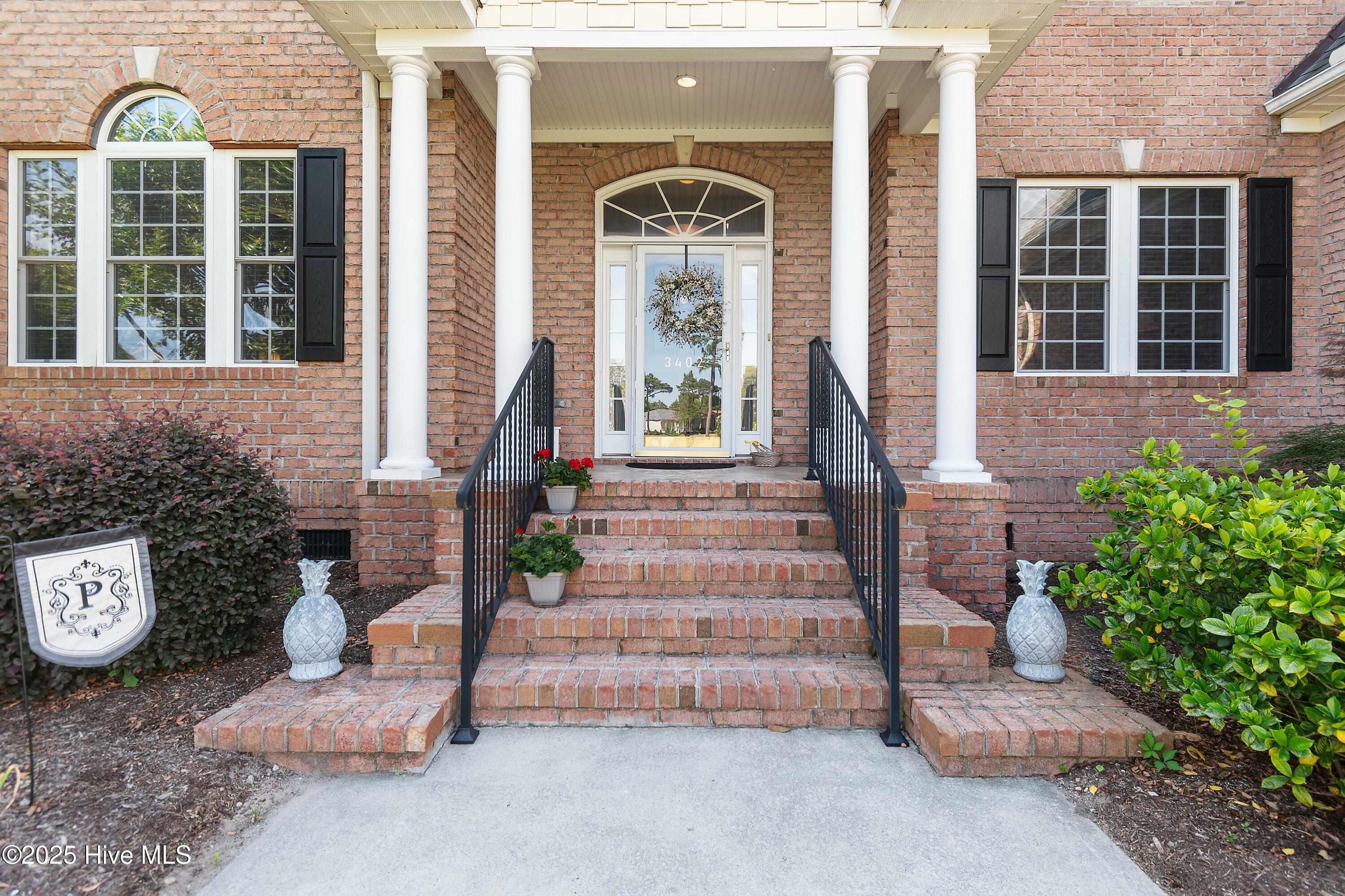 Property Photo: 3402 Greenleaf Court NC 28461