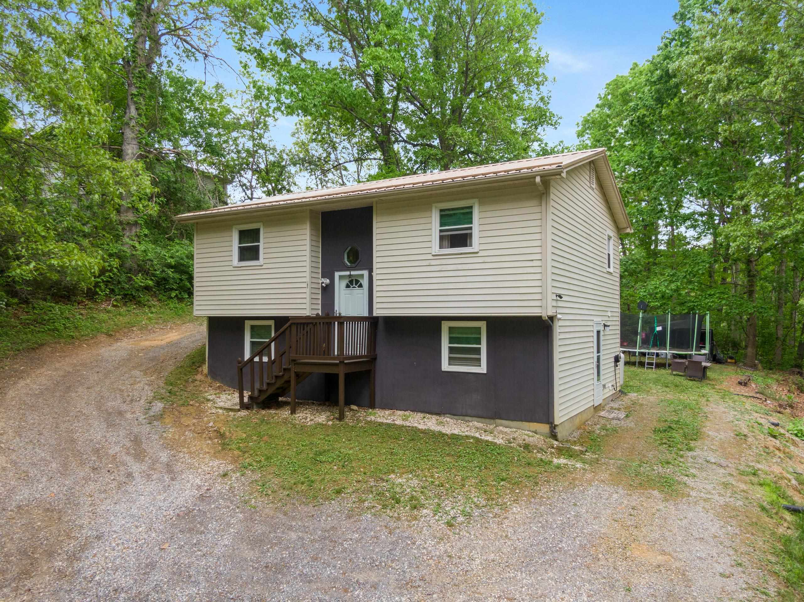 Property Photo: 189 Pine Hollow Road VA 24073
