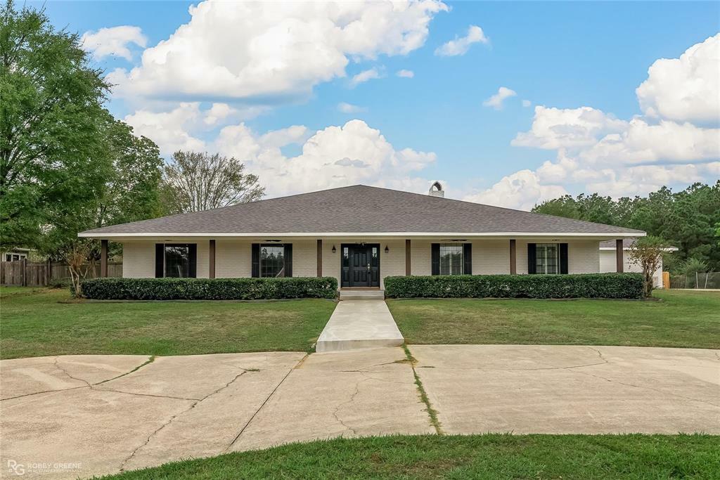 Property Photo: 1252 Highway 159 LA 71055