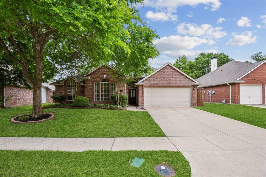 Property Photo: 5605 Belle Chasse Lane TX 75035