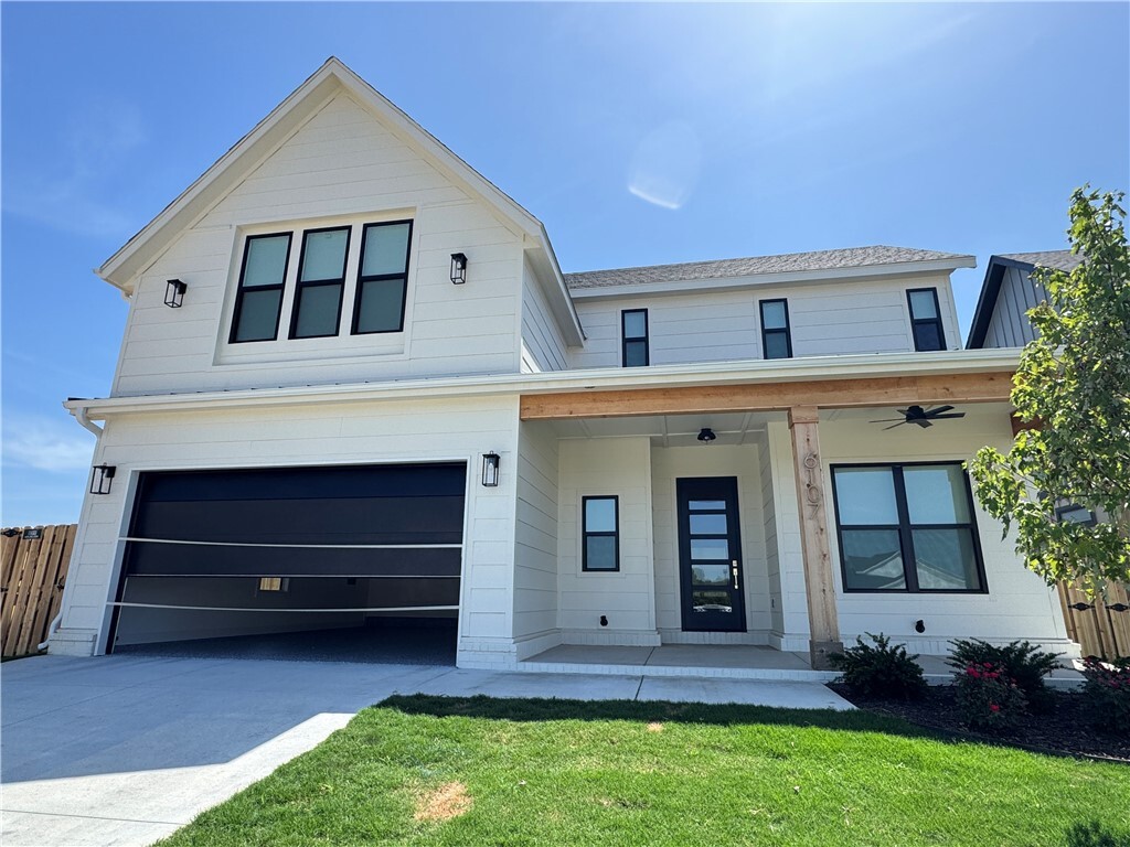 Property Photo:  6107 S 41st Street  AR 72758 