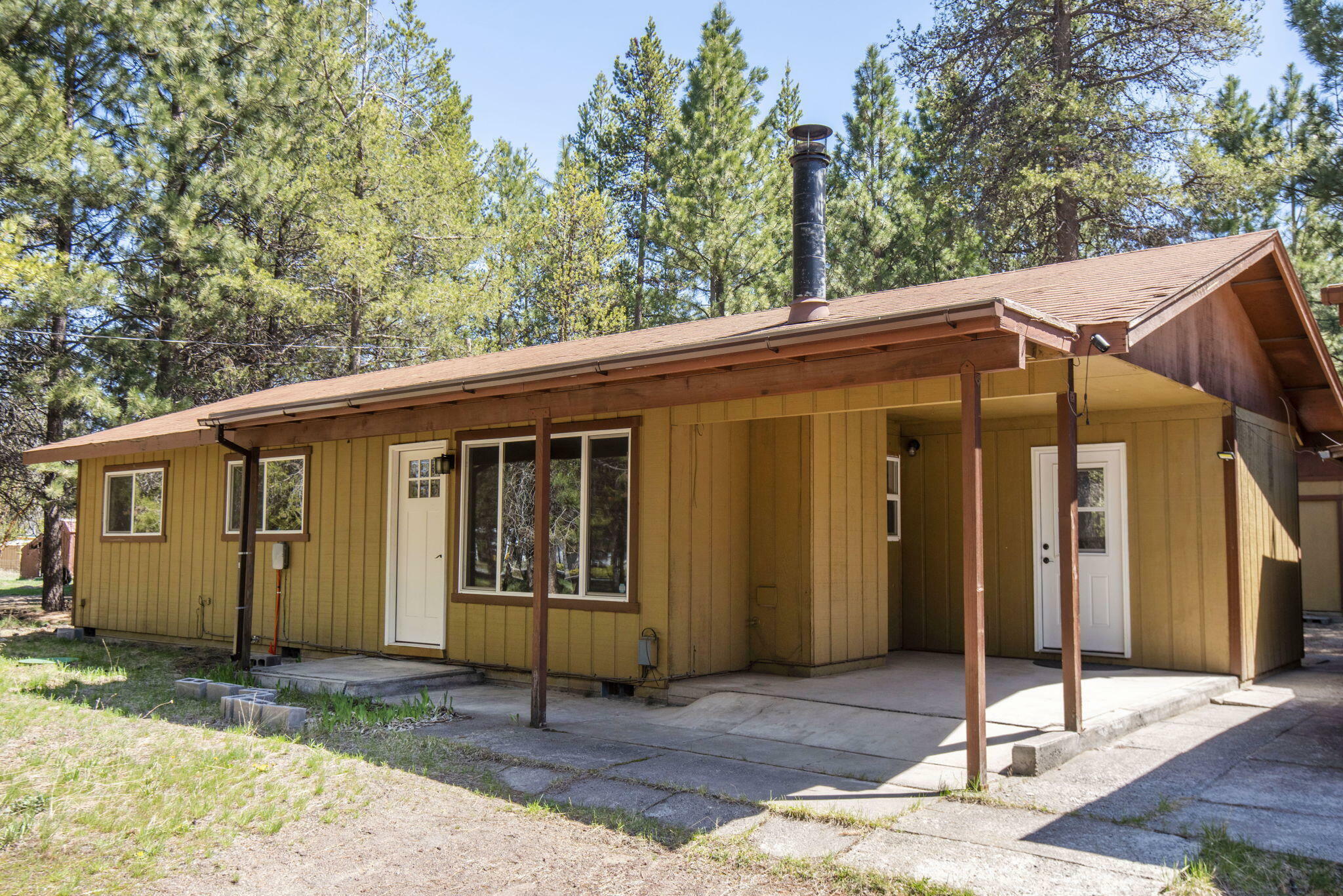 Property Photo: 16073 Burgess Road OR 97739