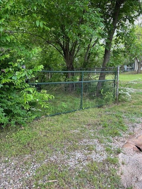 Property Photo: 518 E Seymour Street OK 74801