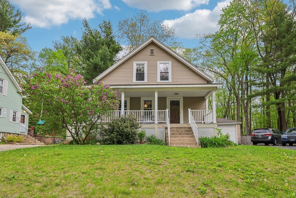 220 Olean St  Worcester MA 01602 photo
