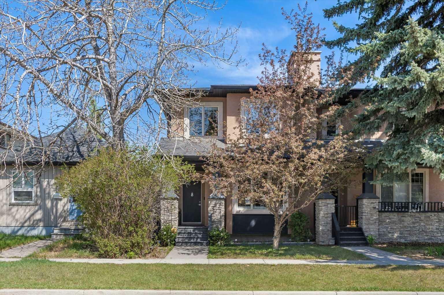 242 17 Avenue NE  Calgary AB T2E 1L8 photo