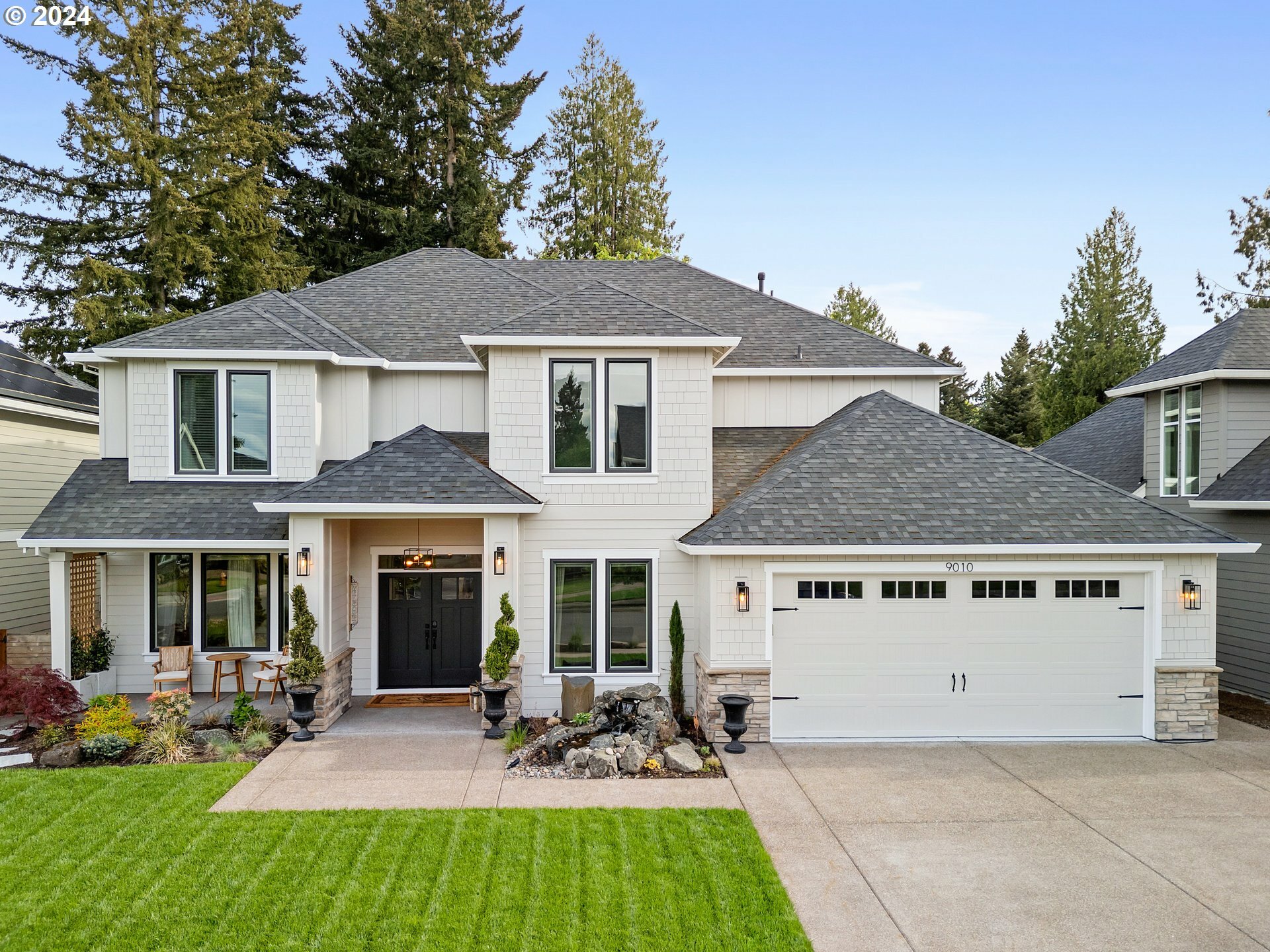 Property Photo: 9010 SW Inez St OR 97224