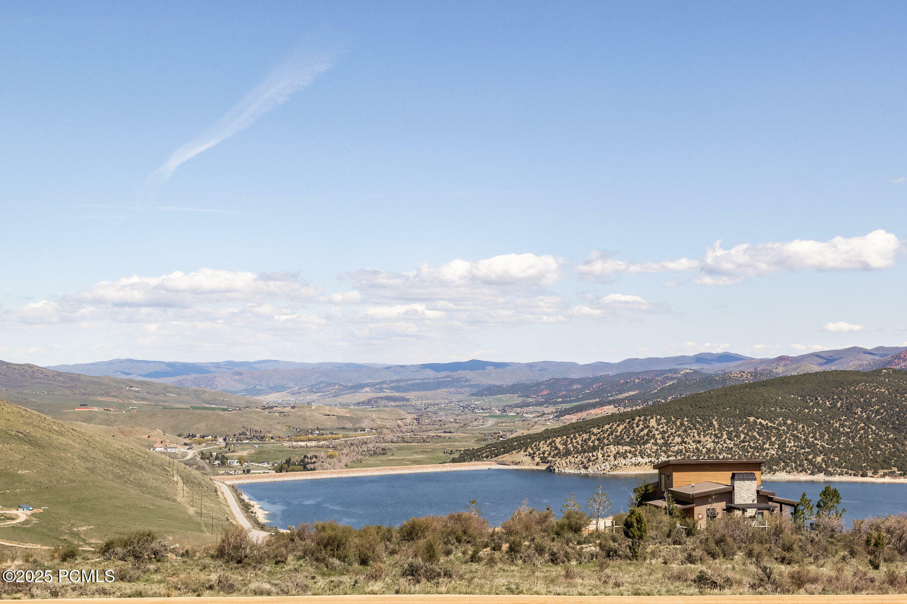 Property Photo: 420 E Rockport Aspen Drive UT 84017