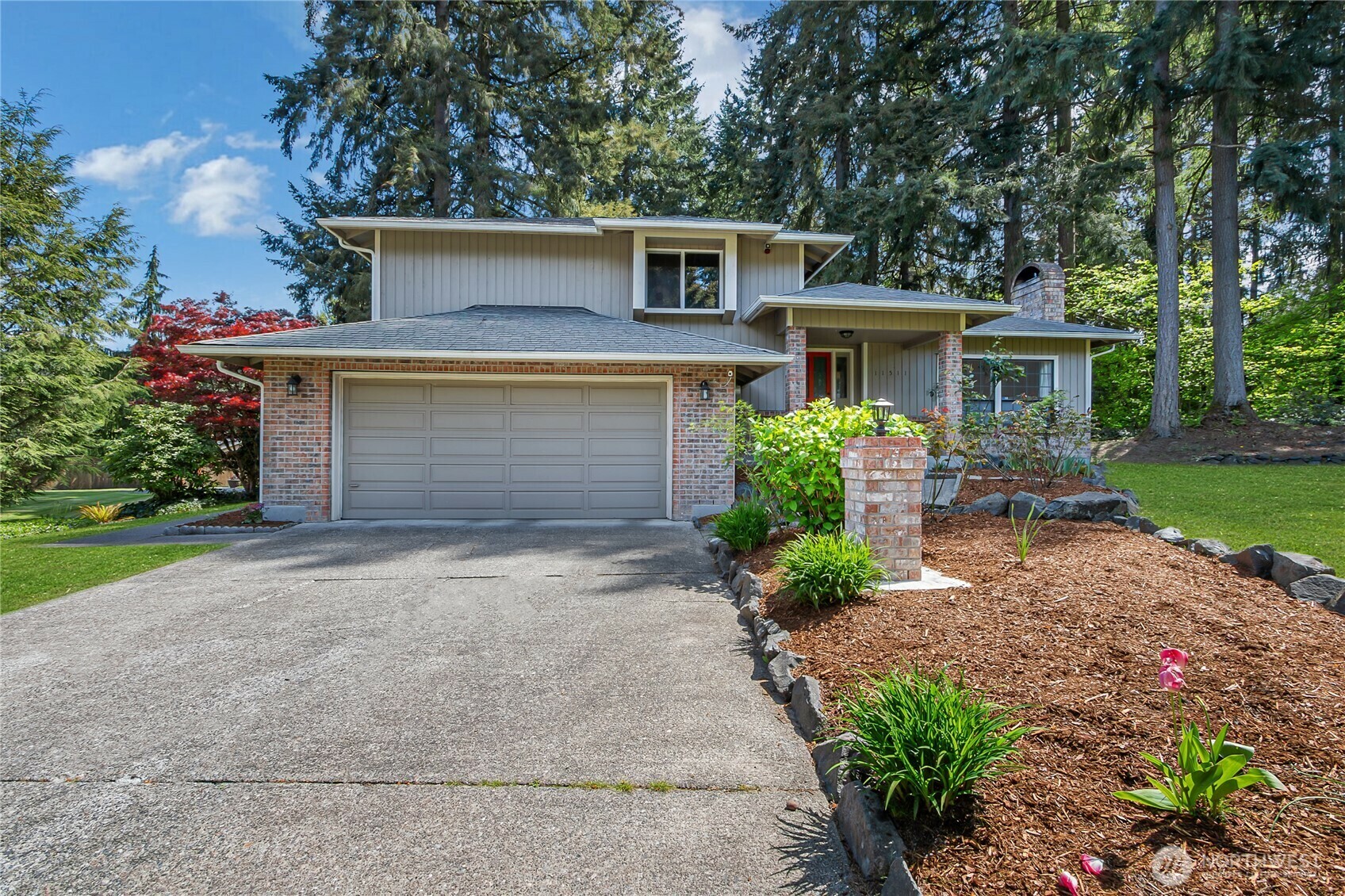 Property Photo: 11511 87th Avenue Ct E WA 98373