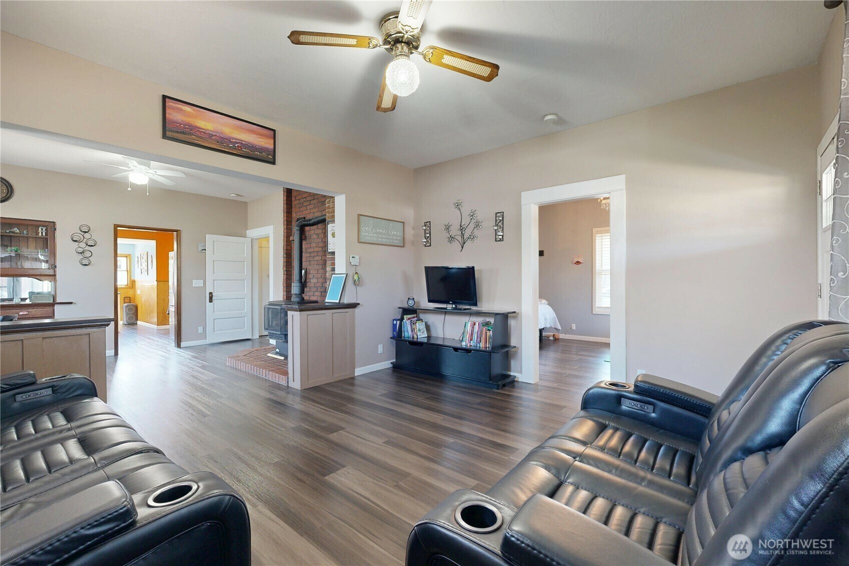 Property Photo: 138 SE 5th Avenue OR 97862