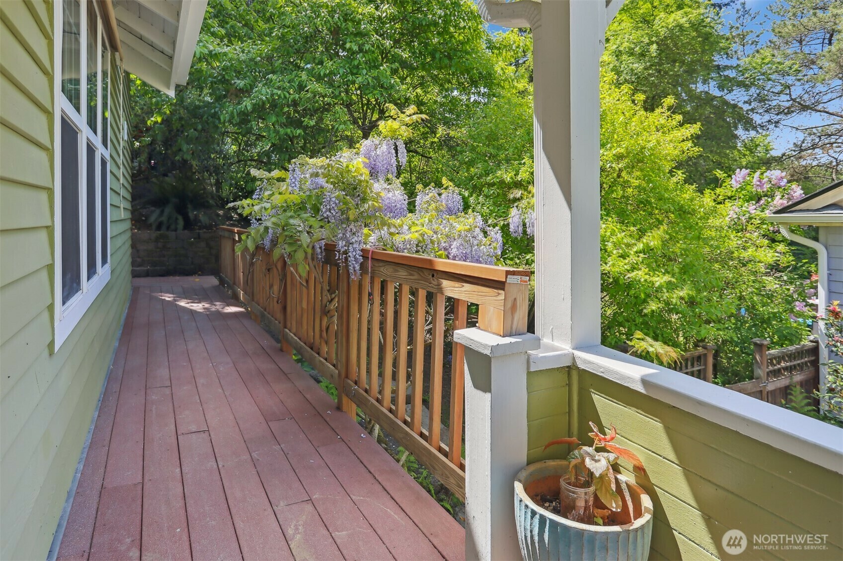 Property Photo: 2727 NE 103rd Street WA 98125